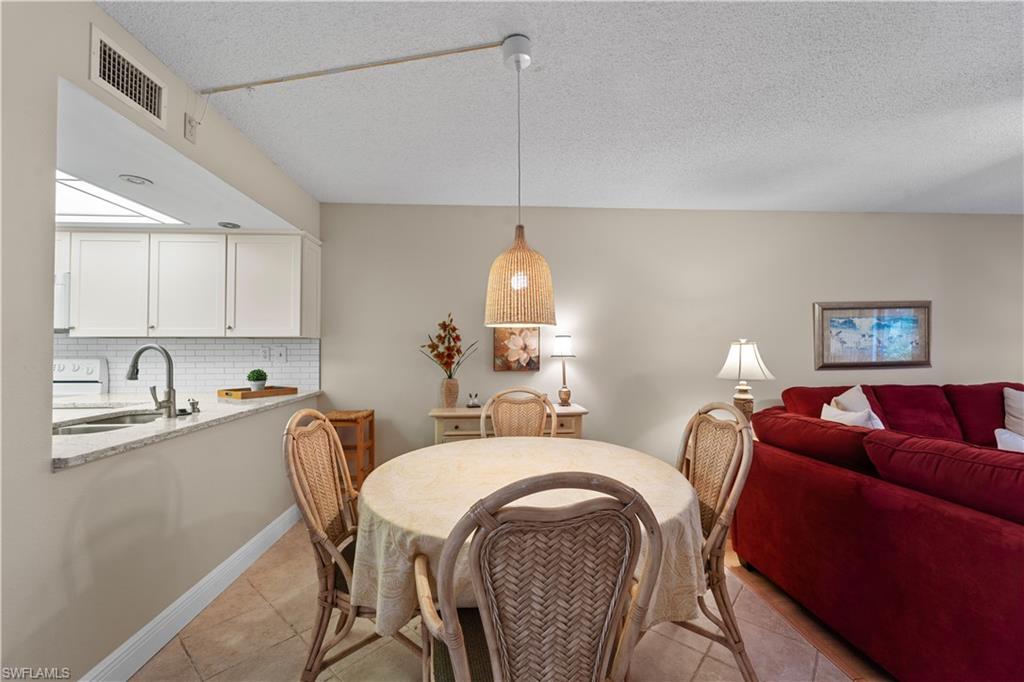 5487 Peppertree Dr # 5 Property Photo 9