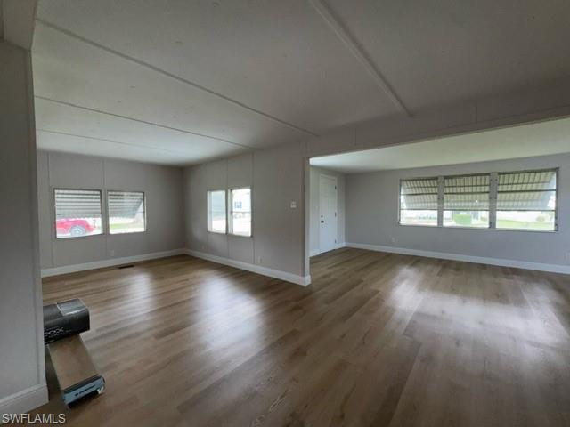 6 Saint Tropez Dr Property Photo 7
