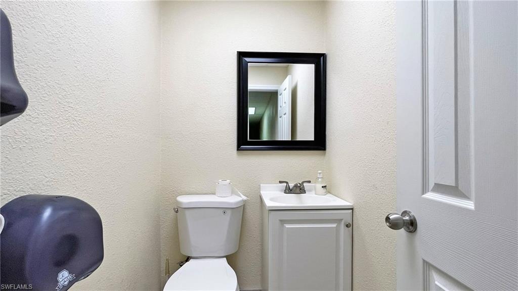 917 Se 47th Ter Property Photo 3