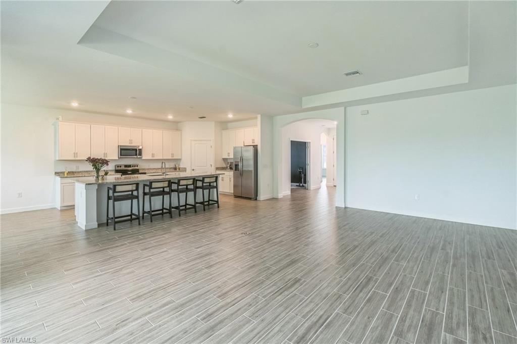 1801 Hagen Ct Property Photo 4