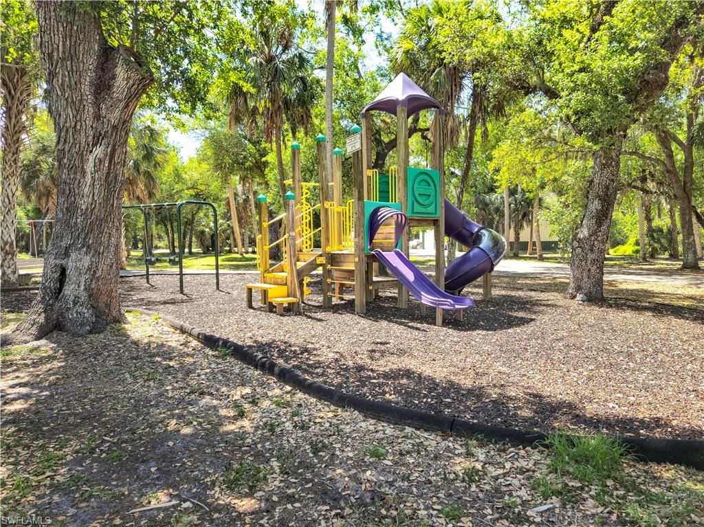 17240 Cape Horn Blvd Property Photo 7