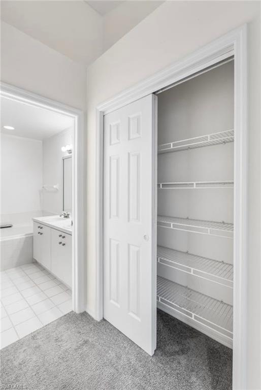 3730 Fieldstone Blvd # 8 Property Photo 10
