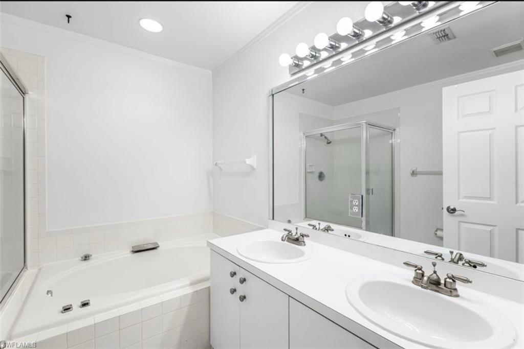 3730 Fieldstone Blvd # 8 Property Photo 11