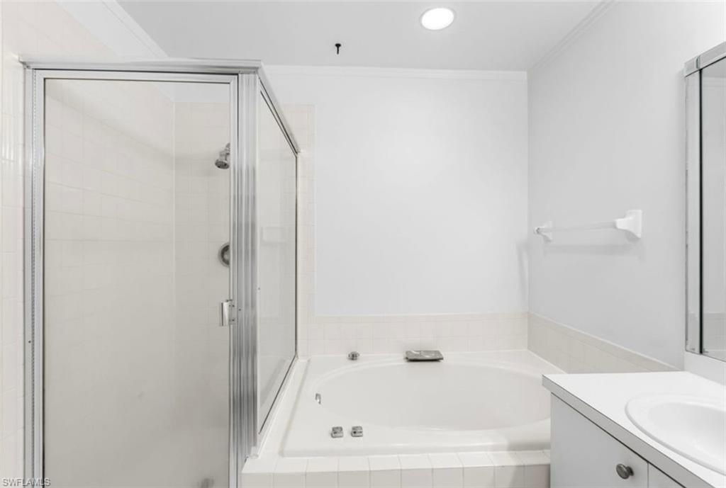 3730 Fieldstone Blvd # 8 Property Photo 13
