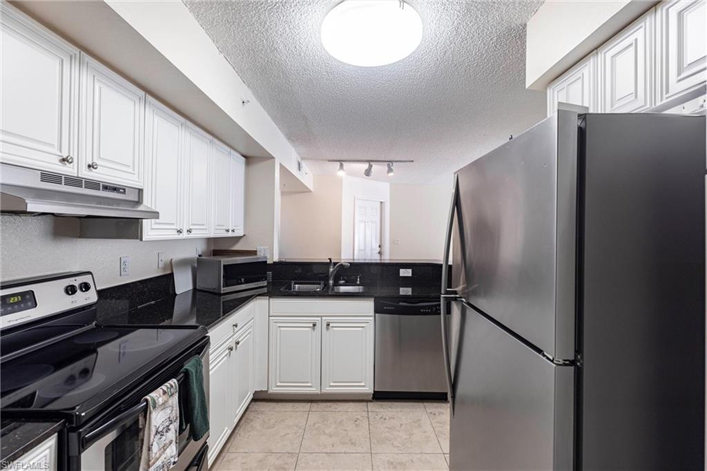 8225 Ibis Club Dr # 203 Property Photo 7
