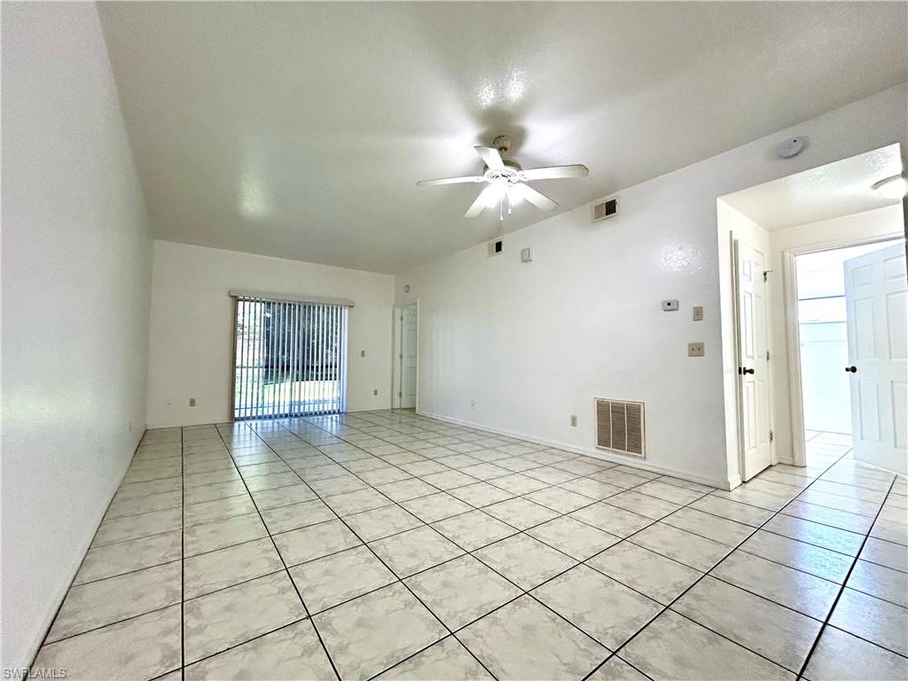 1109 Sw 48th Ter # 3 Property Photo 4