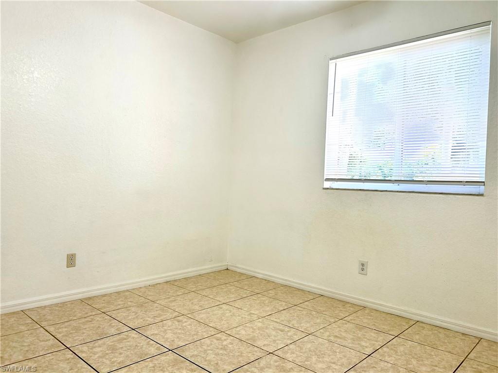1109 Sw 48th Ter # 3 Property Photo 9