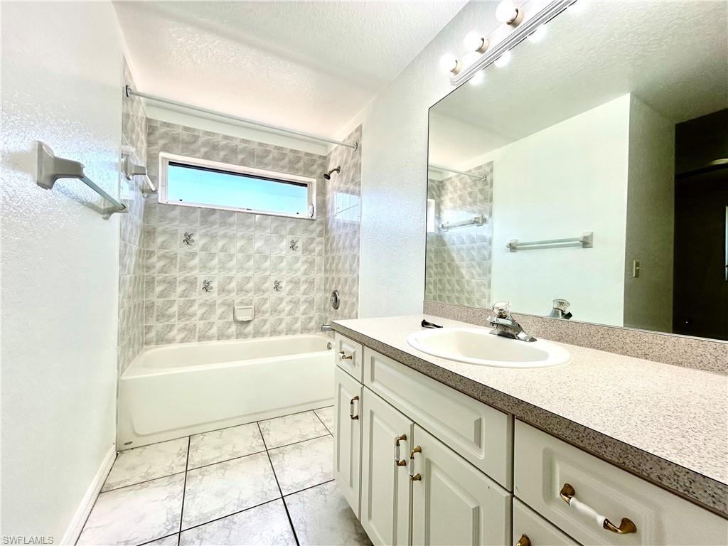 1109 Sw 48th Ter # 3 Property Photo 10