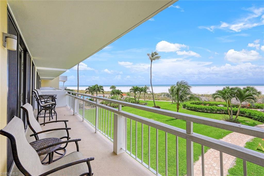 180 Seaview CT # 215 Property Photo 1