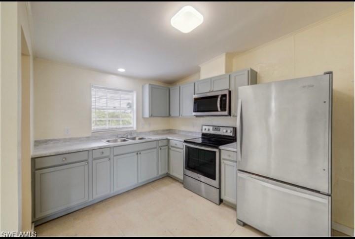 16010 Siesta Dr Property Photo 3