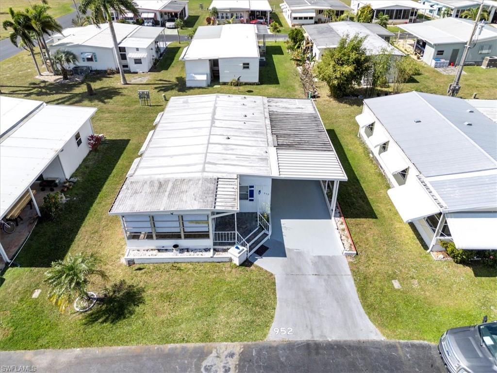 952 Days Ln Property Photo 42