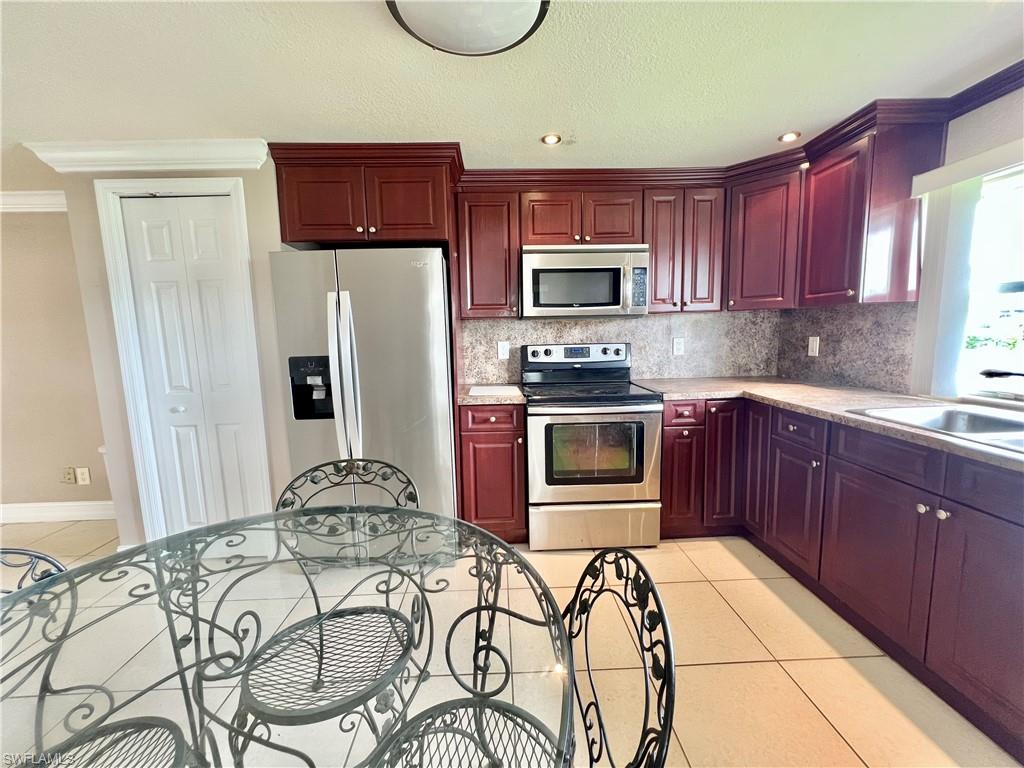 164 Cape Sable Dr Property Photo 8