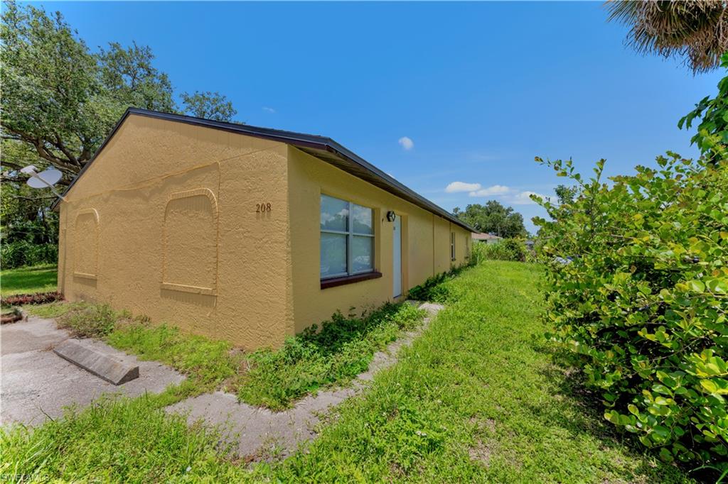210 Charlotte Ave Property Photo 1