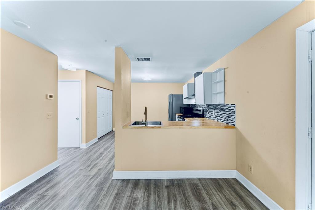 210 Charlotte Ave Property Photo 3