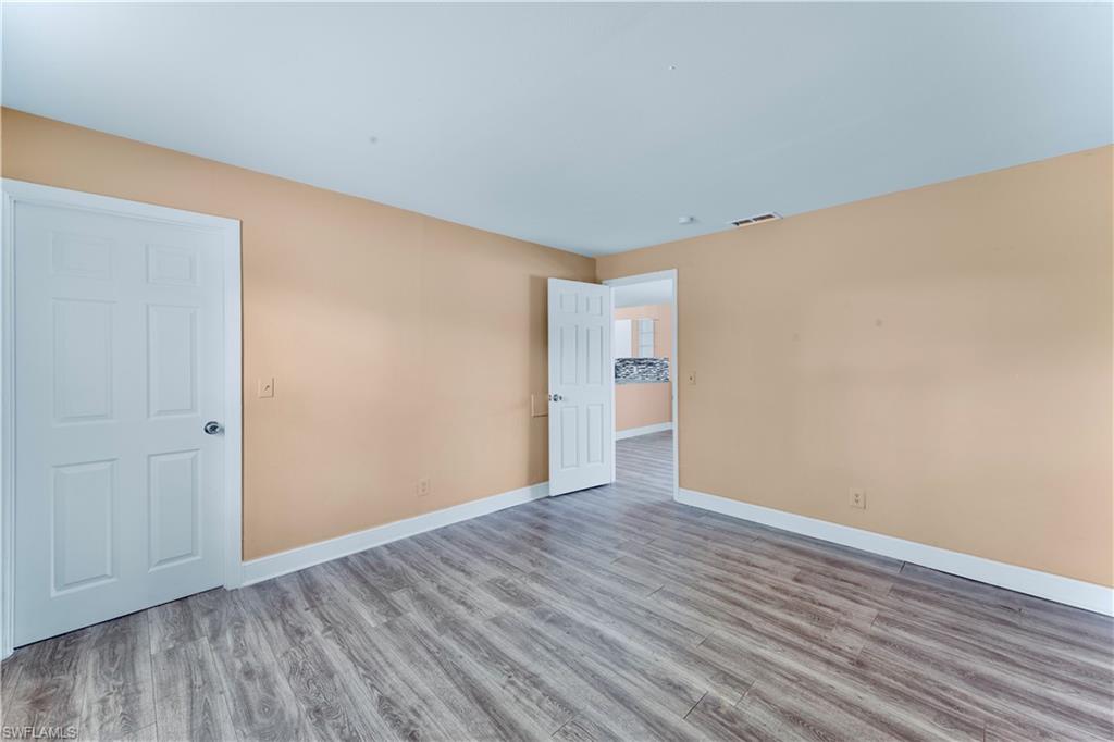210 Charlotte Ave Property Photo 8