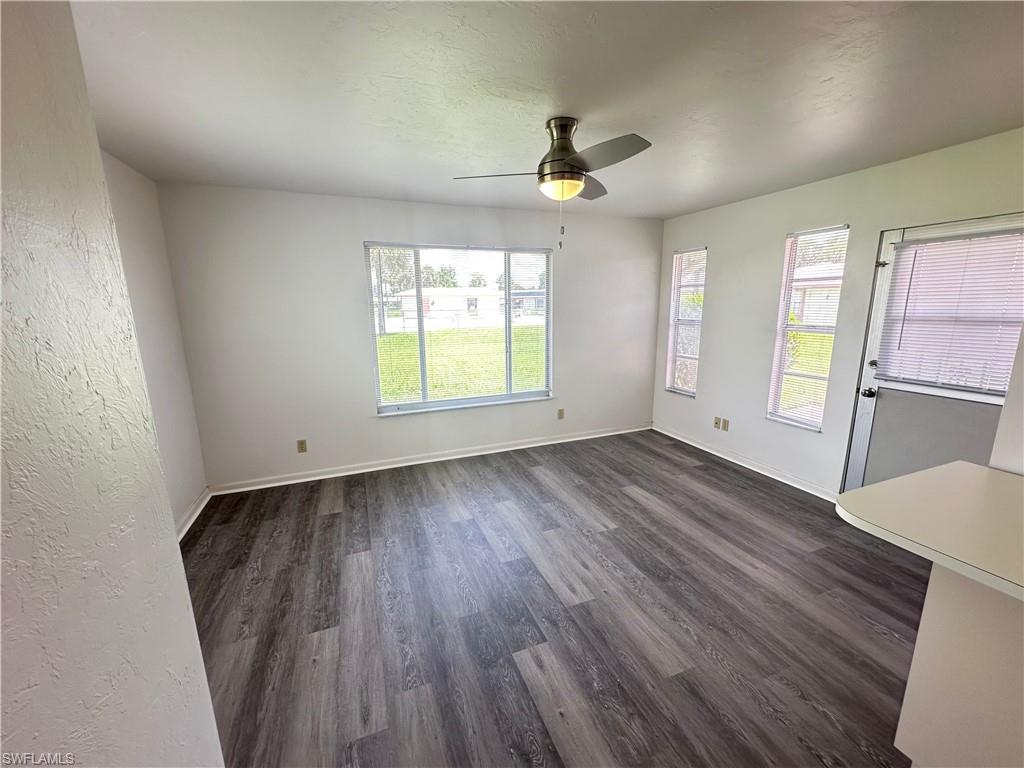 1605 Ridgecrest St Property Photo 16
