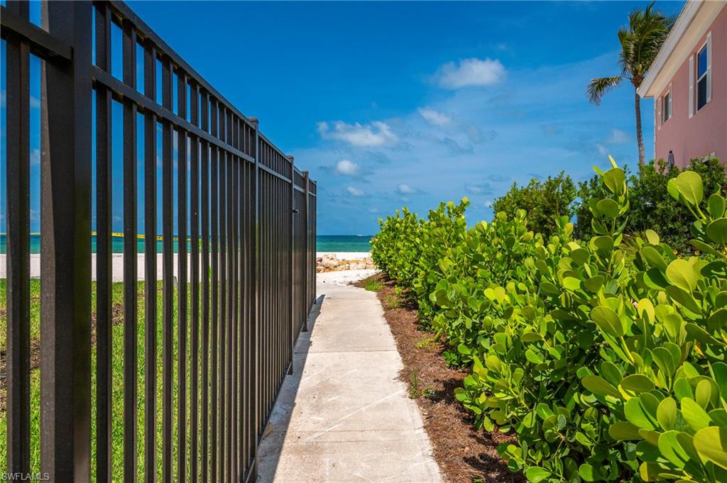 2500 Gulf Shore Blvd N N4 Property Photo 26
