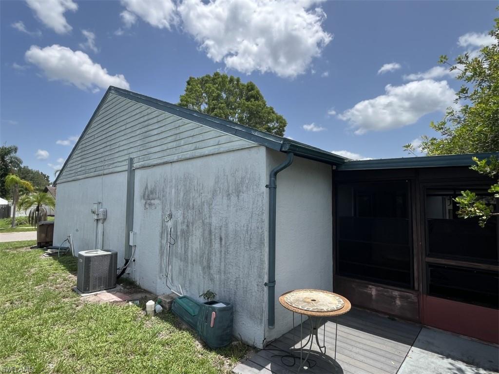 15736 Coral Vine Ln Property Photo 3