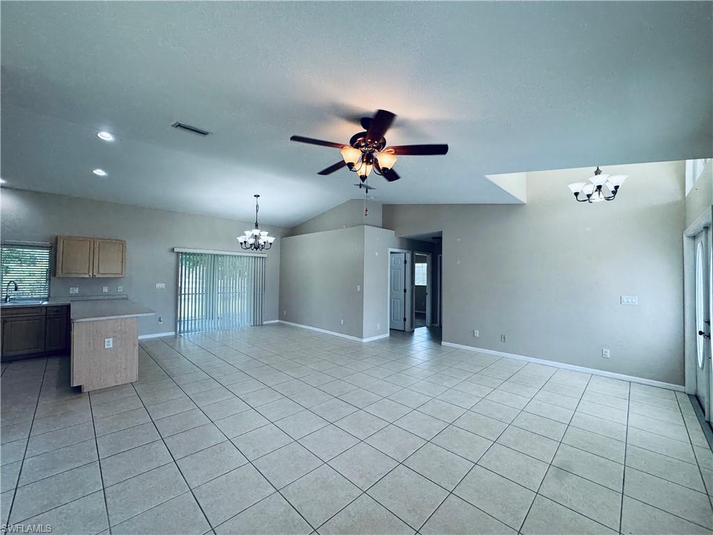 161 Se 1st Pl Property Photo 8