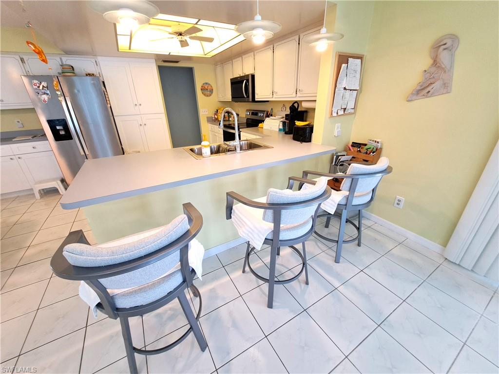 1727 Lakeview Blvd Property Photo 6