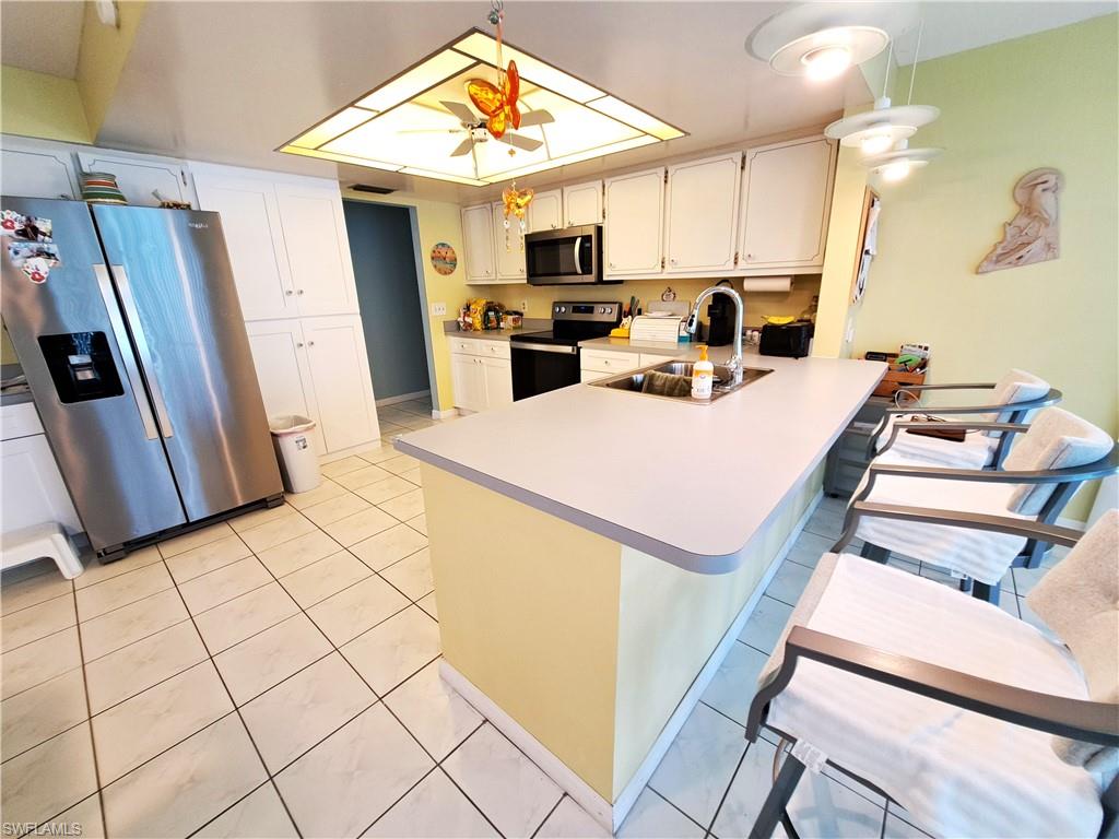 1727 Lakeview Blvd Property Photo 7