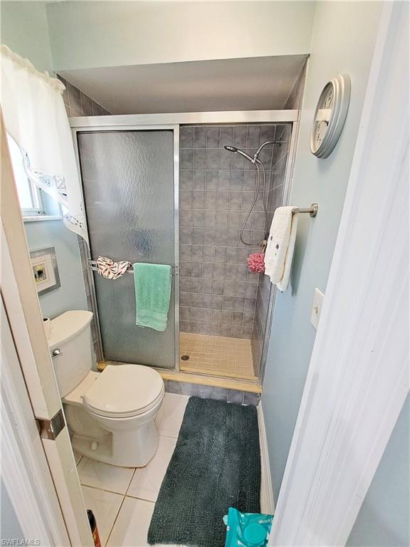 1727 Lakeview Blvd Property Photo 28