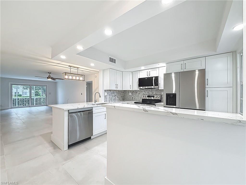 4701 Martinique Dr # L1 Property Photo 5