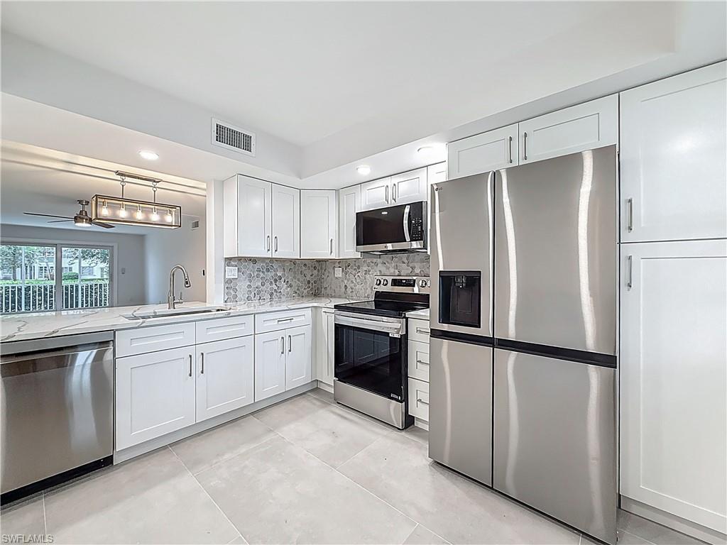4701 Martinique Dr # L1 Property Photo 13