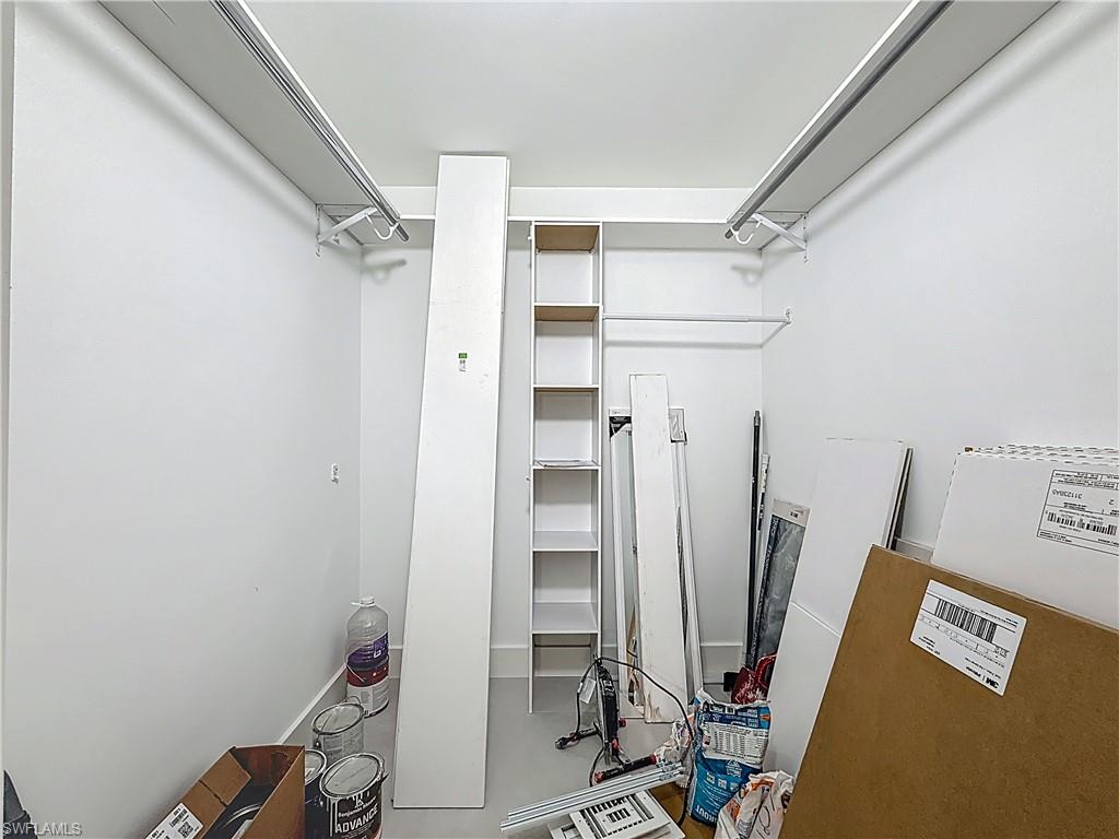 4701 Martinique Dr # L1 Property Photo 36