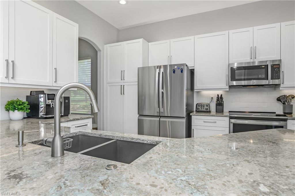 24361 Copperleaf Blvd Property Photo 10