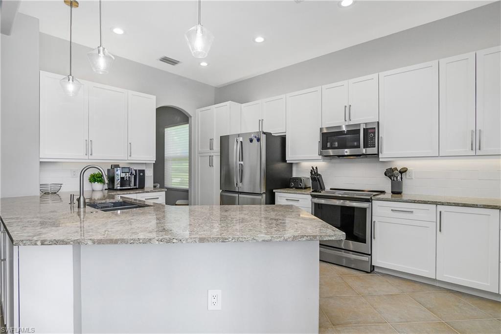 24361 Copperleaf Blvd Property Photo 11