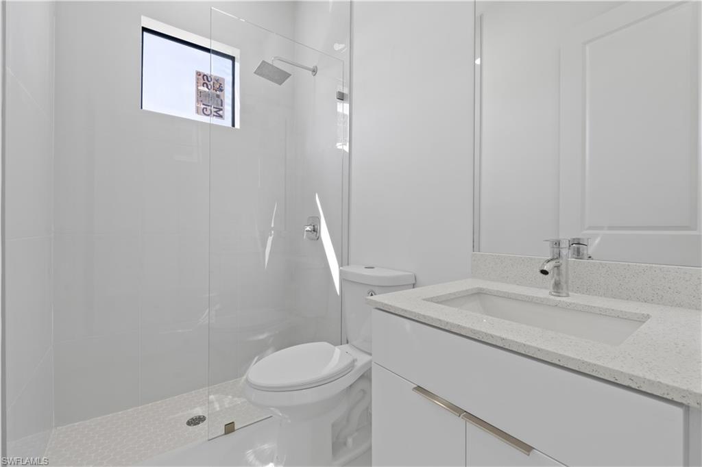 2908 Ne 7th Pl Property Photo 16