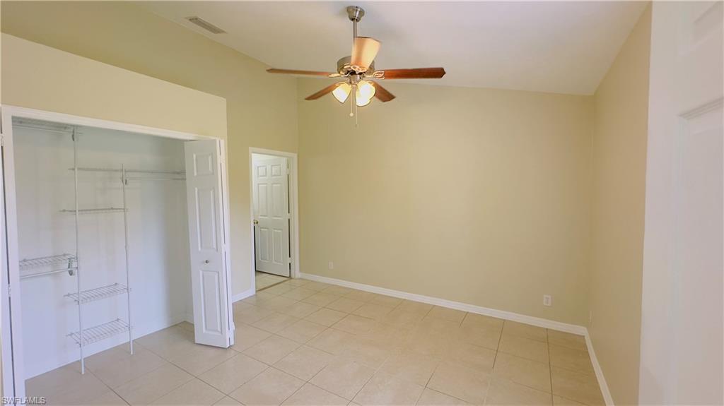 739 Eisenhower Blvd Property Photo 8