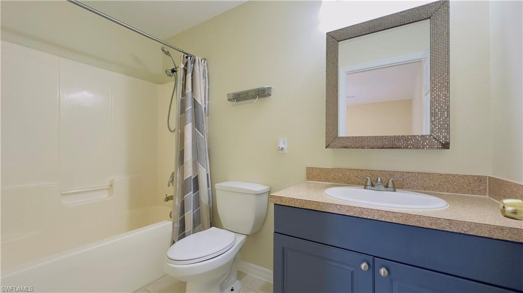 739 Eisenhower Blvd Property Photo 9
