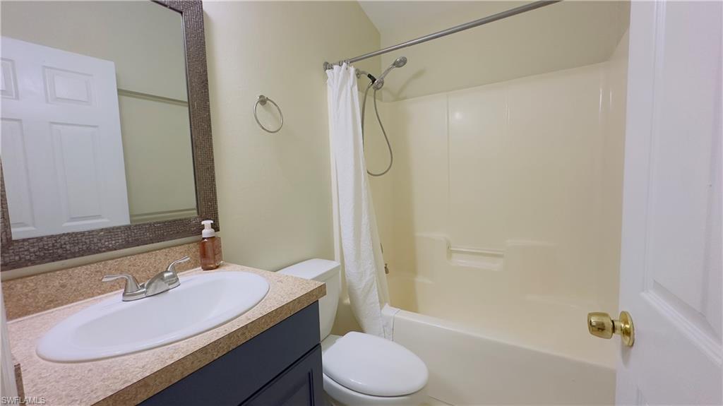 739 Eisenhower Blvd Property Photo 10