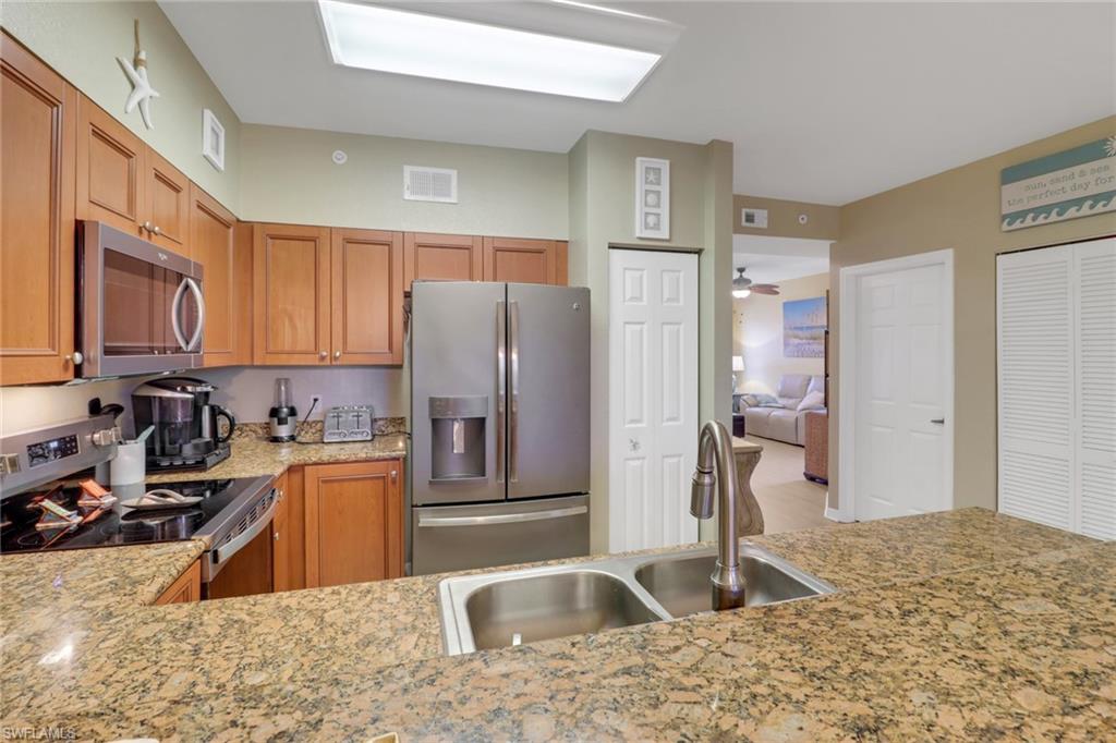 20265 Royal Villagio Ct # 201 Property Photo 7
