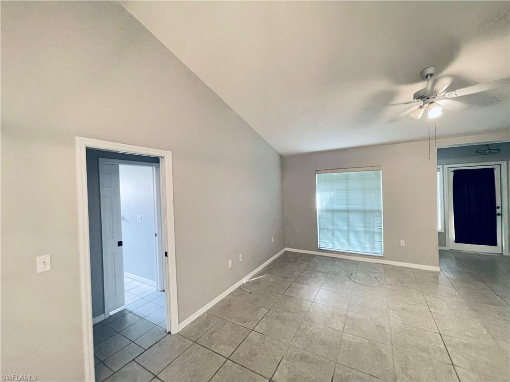 546 Whispering Wind Bend Property Photo 4