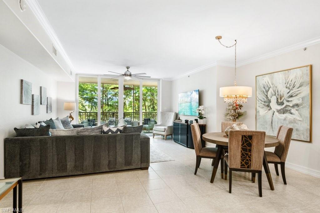 2728 Tiburon Blvd E # 203 Property Photo 7