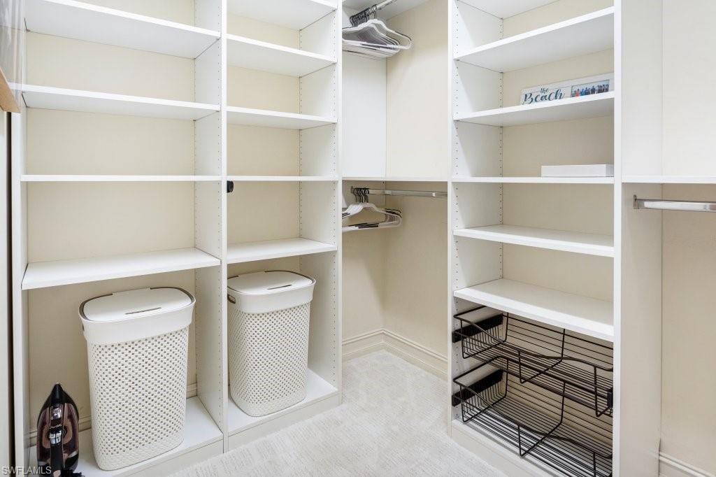2728 Tiburon Blvd E # 203 Property Photo 16