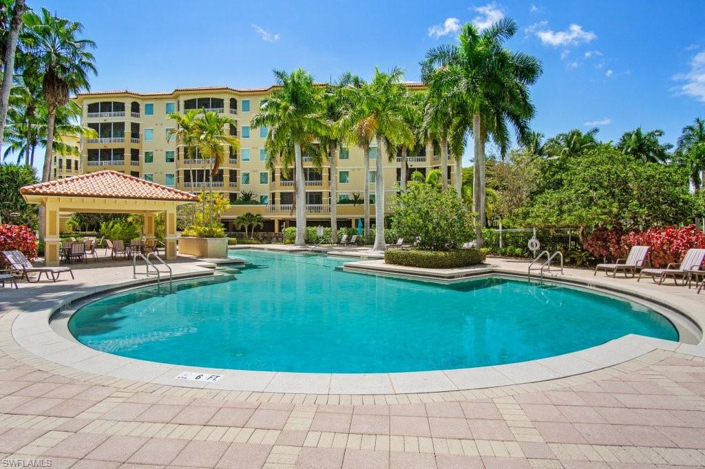 2728 Tiburon Blvd E # 203 Property Photo 32