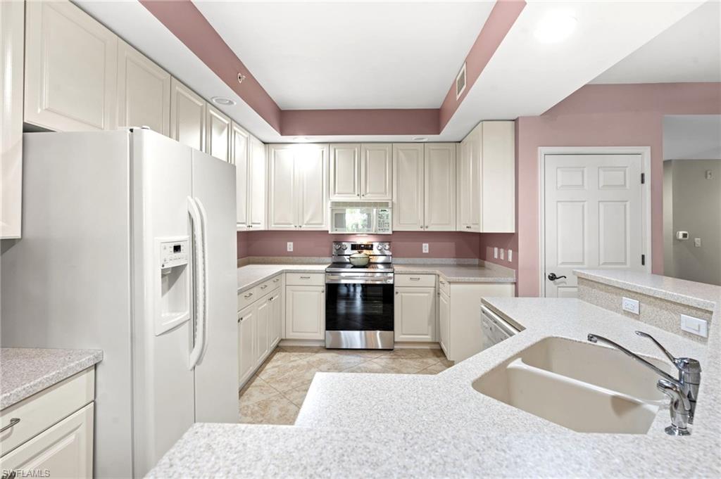 337 Vintage Bay Dr # D4 Property Photo 8