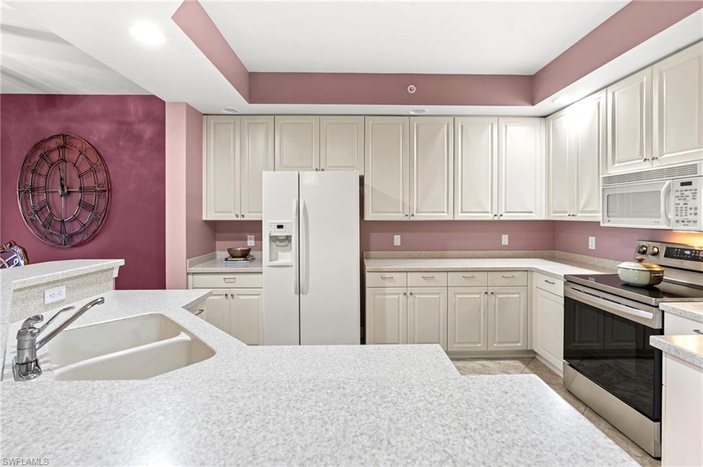 337 Vintage Bay Dr # D4 Property Photo 9