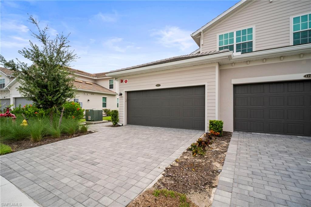 15919 Grassland Ln # 4211 Property Photo 1