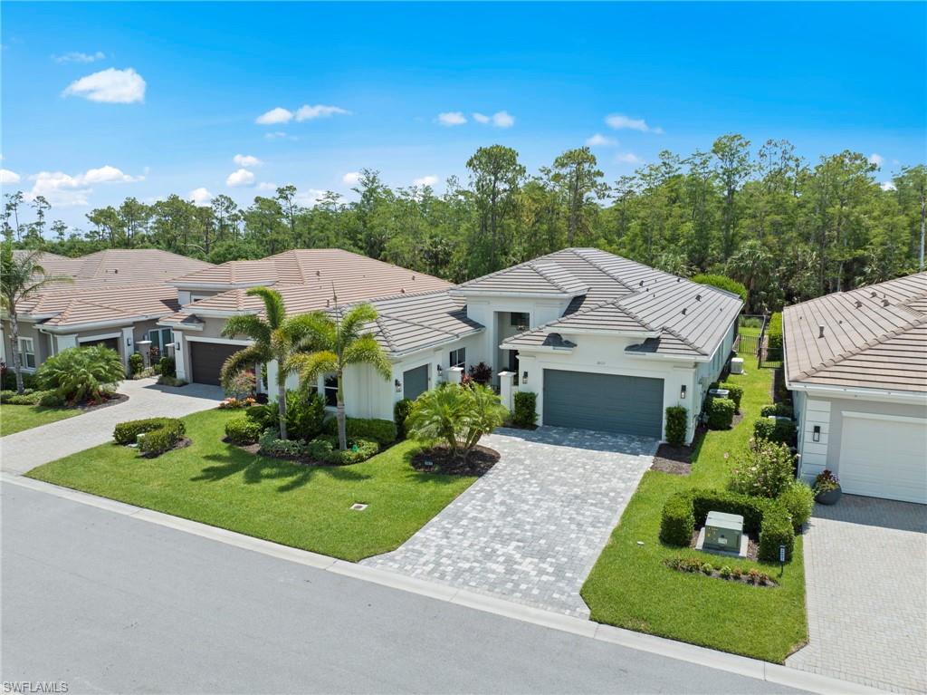 28617 Sicily LOOP Property Photo 1