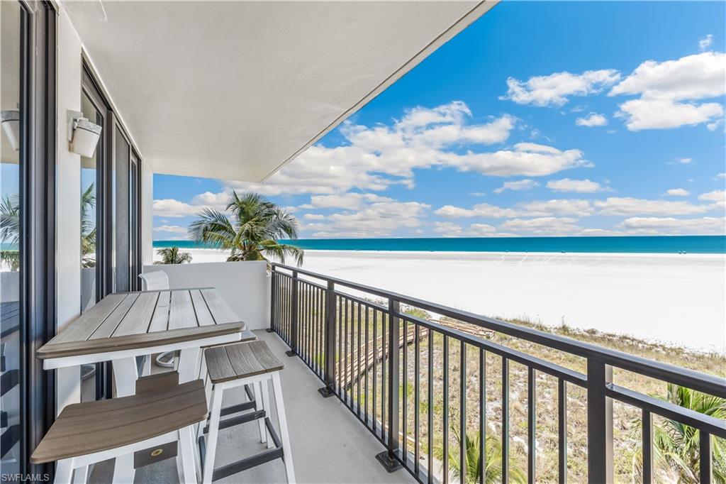 180 Seaview CT # 507 Property Photo 1