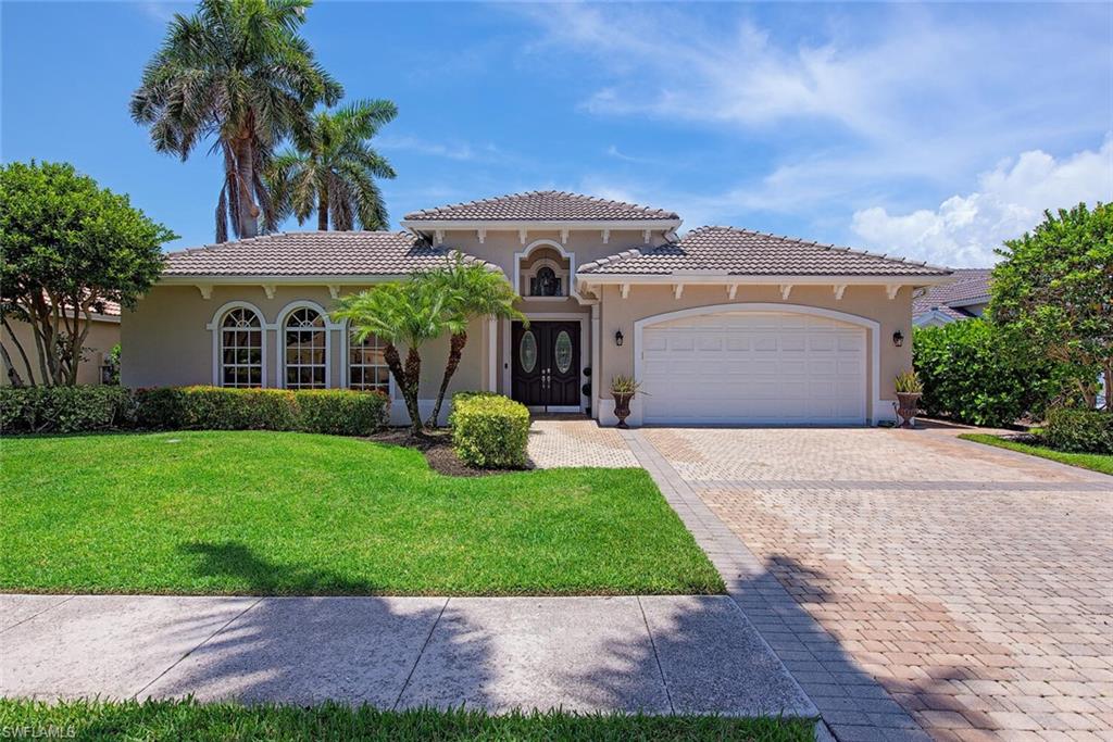 1534 Vintage LN