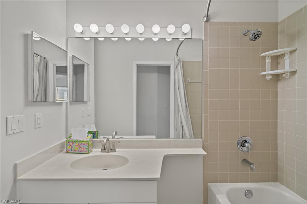 22025 Seashore Cir Property Photo 16