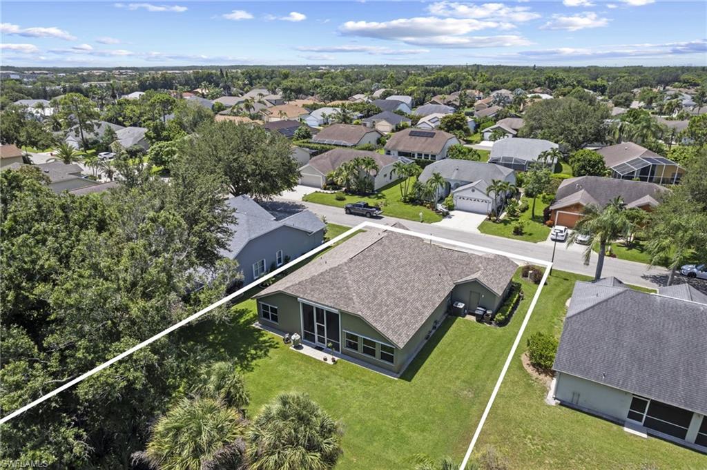 22025 Seashore Cir Property Photo 24