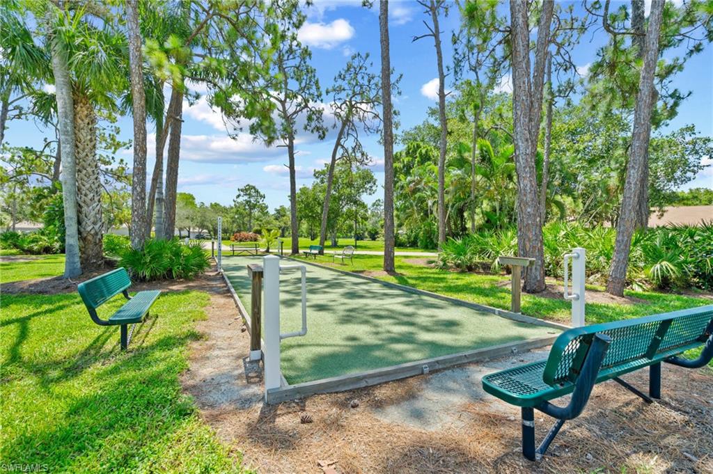 22025 Seashore Cir Property Photo 28