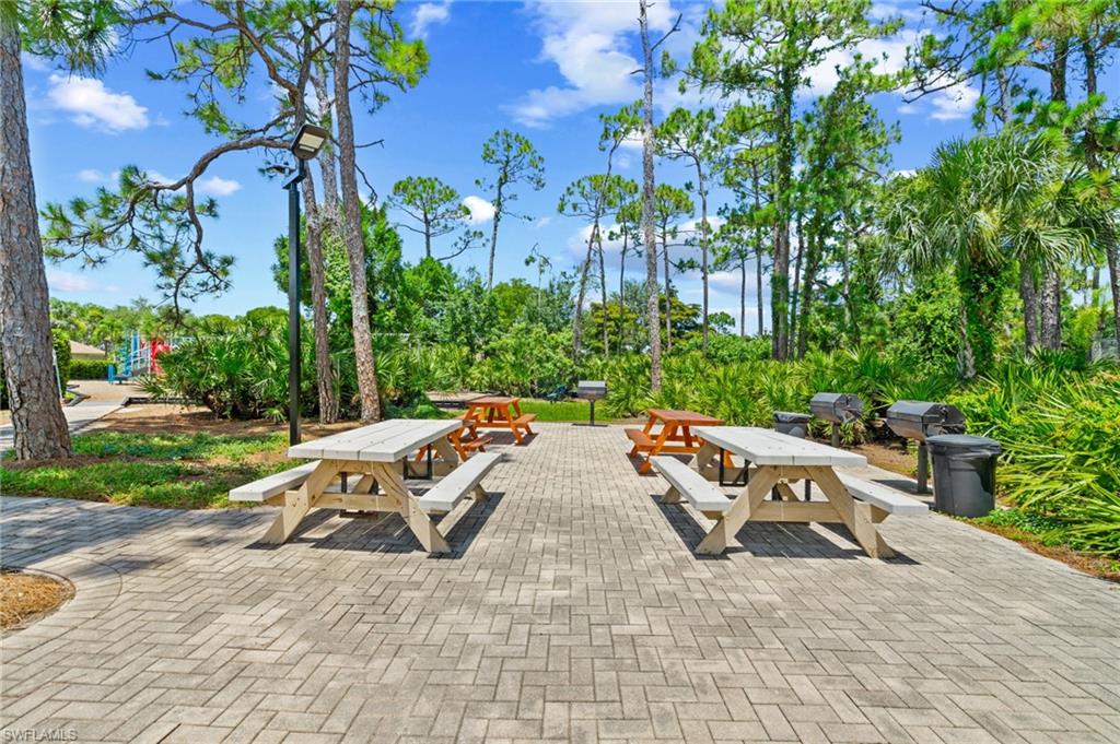 22025 Seashore Cir Property Photo 31